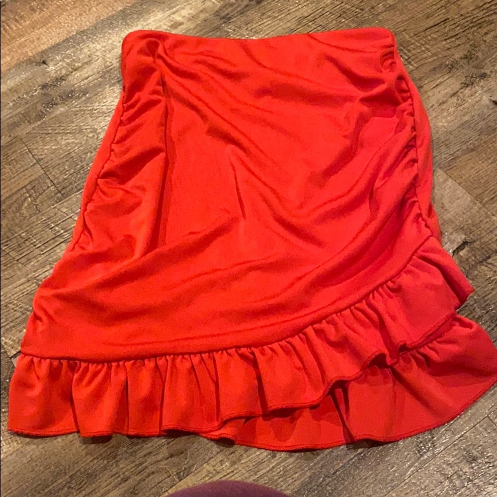 Red high waisted zipper ruffle skirt